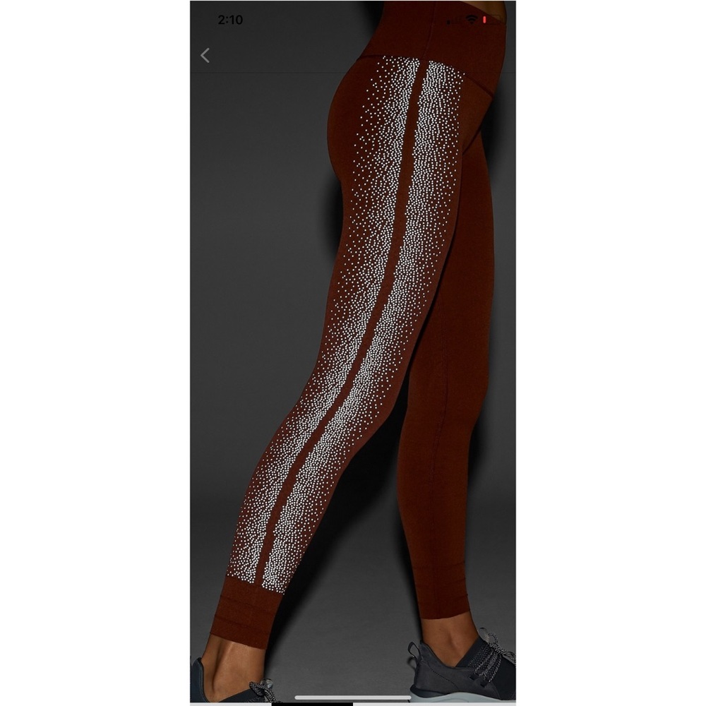 Reflective leggings